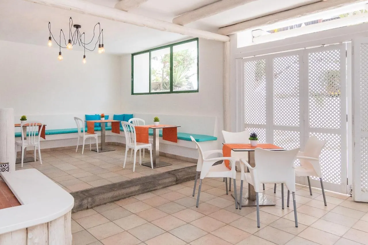 Playa Del Aguila  Makai Bungalows إسبانيا